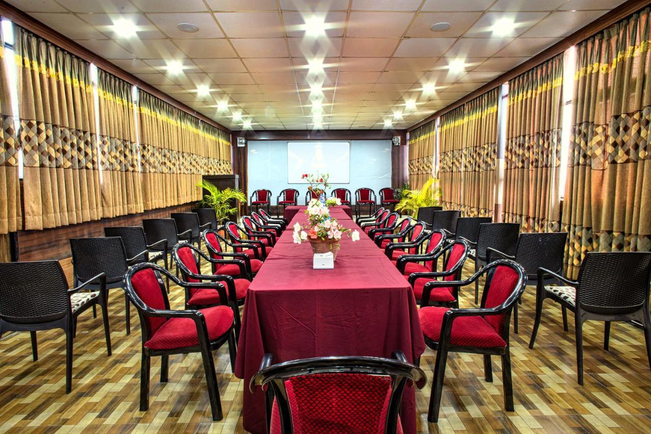 The Address Kathmandu Hotel Buitenkant foto